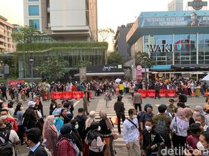 Kala Citayam Fashion Week Dibubarkan Sekelompok Pria gegara Parkir