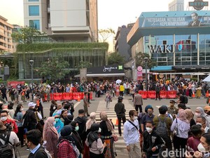 Satpol PP-Jukir di CFW Sempat Ricuh, Wagub DKI: Jangan Parkir Sembarangan