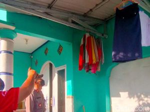 Aksi Dua Pria di Klaten Sikat Jaket di Jemuran Terekam CCTV