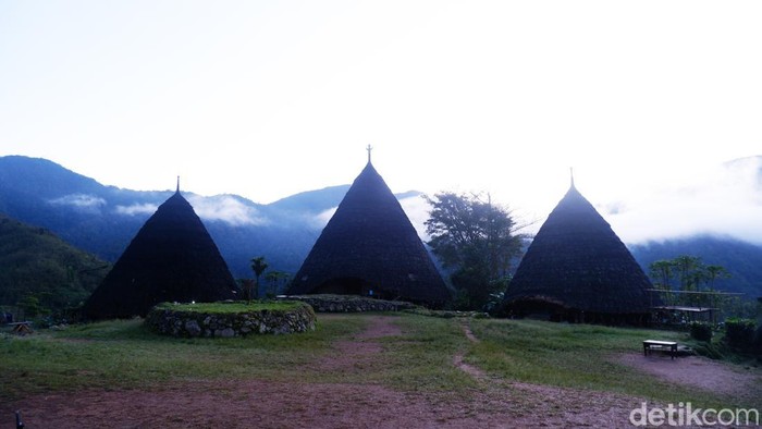 Surga di Atas Awan, Desa Wisata Wae Rebo