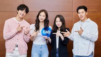 Eun Sun Woo menjalani kehidupan kedua sebagai detektif sementara Don Se Ra merupakan perempuan dengan penglihatan super. Foto: (dok. ENA)