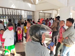 Suporter PSM Nekat Datang dan Beri Dukungan Walau Latihan Tertutup