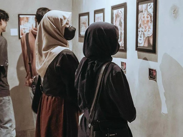 Penikmat seni merapat! Surabaya tak hanya punya wisata kuliner dan religi, tapi juga wisata seni.