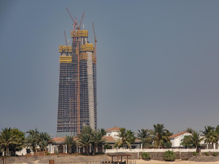 KSA . new Tower . Under Construction Kingdom Tower, Jeddah, Saudi Arabia,