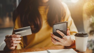 Banyak Warga RI Nunggak Pinjaman Online, Asosiasi Fintech Buka Suara