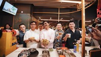 Foto: detikfood,Instagram @kaesangp, YouTube Arnold Poernomo, dok. Mangkookku & Goola