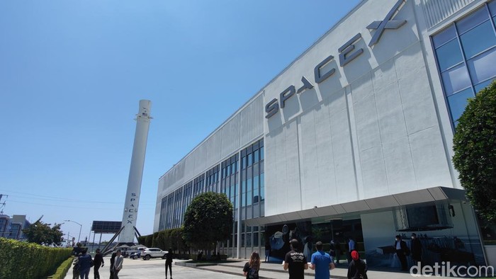 Kantor SpaceX di Los Angeles, Amerika Serikat