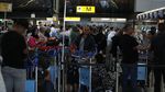 Penampakan Bandara di Belanda yang Kewalahan Hadapi Musim Liburan