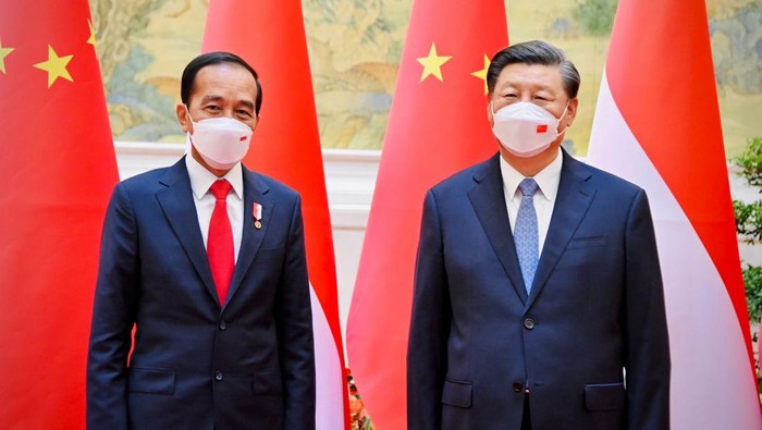 Presiden Jokowi melakukan pertemuan bilateral dengan Presiden Republik Rakyat Tiongkok (RRT) Xi Jinping di Villa 14, Diaoyutai State Guesthouse, Beijing, Selasa (26/7/2022).