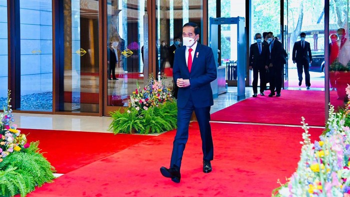 Momen Hangat Jokowi & Xi Jinping Presiden Jokowi melakukan pertemuan bilateral dengan Presiden Republik Rakyat Tiongkok (RRT) Xi Jinping di Villa 14, Diaoyutai State Guesthouse, Beijing, Selasa (26/7/2022).
