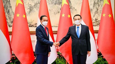Momen Jokowi Bertemu PM China
