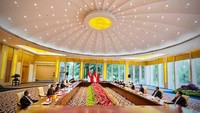 Selain itu, China memprioritaskan impor produk pertanian dari Indonesia. Kedua pemimpin juga membahas kerja sama pembangunan Green Industrial Park di Kalimantan Utara.