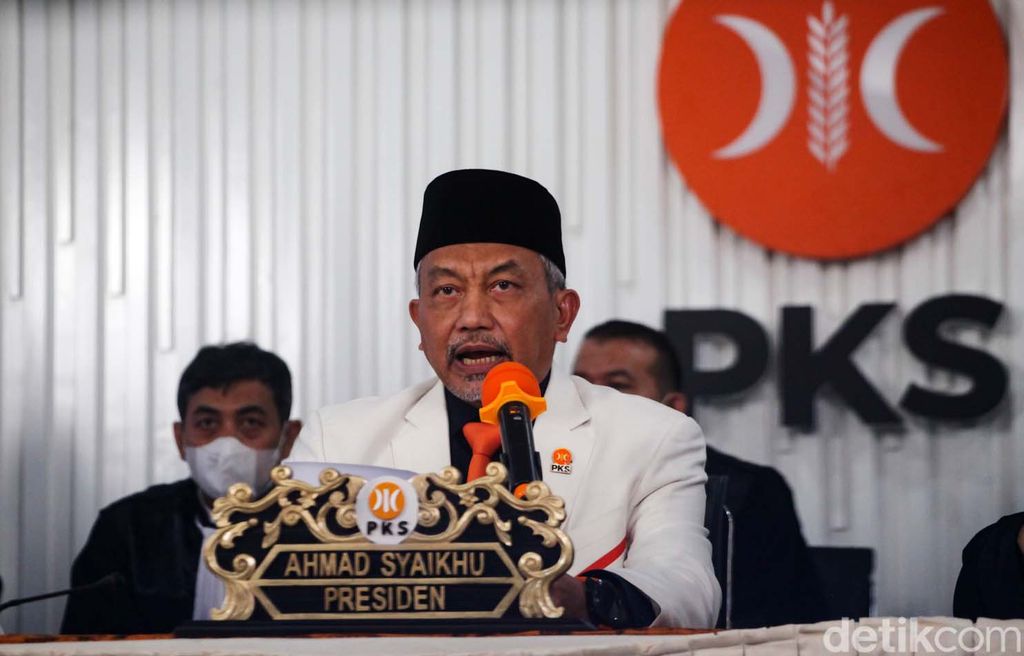 DPP PKS menjalani sidang Mahkamah Konstitusi (MK) soal gugatan presidential threshold 20% di Pilpres. Sidang digelar virtual.