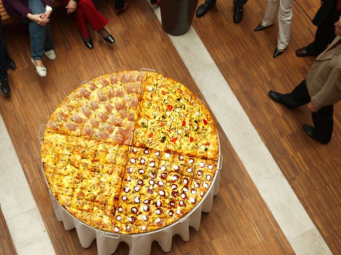 Pelanggan coba pesan pizza dengan 20 topping, harganya sampai Rp 4 juta