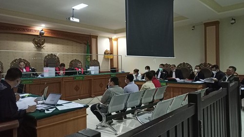 Pemeriksaan lima pegawai DJPK Kemenkeu sebagai saksi kasus suap DID Kabupaten Tabanan tahun anggaran 2018 dengan terdakwa Ni Putu Eka Wiryastuti dan Dewa Nyoman Wiratmaja, Selasa (26/7/2022).