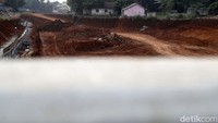 Sedangkan Seksi II Jatikarya–Cibitung masih dalam tahap konstruksi.
