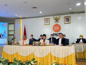 Bukti Tak Lengkap, MK Minta PKS Perbaiki Berkas Gugatan PT 20%