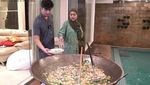 Gokil! Momen Ria Ricis dan Teuku Ryan Masak Jumbo 50 Kilogram