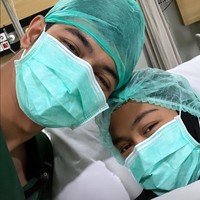 Ria Ricis dan Teuku Ryan menyambut kelahiran buah hati mereka di RSIA Bina Medika, Bintaro, Tangerang Selatan, Banten.  Foto: Instagram/@fdphotography90 @teukuryantr