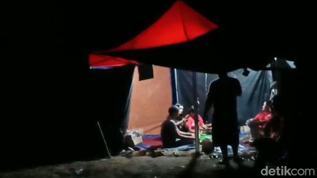 Suasana makam Brigadir J malam ini, Selasa (26/7/2022)
