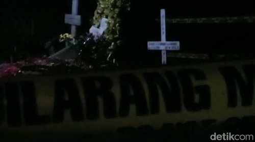 Suasana makam Brigadir J malam ini, Selasa (26/7/2022)