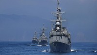 Tiga kapal Anping melakukan manufer dalam latihan tempur tersebut. Taiwan menggelar serangkaian latihan sebagai antisipasi serangan China, pekan ini.   