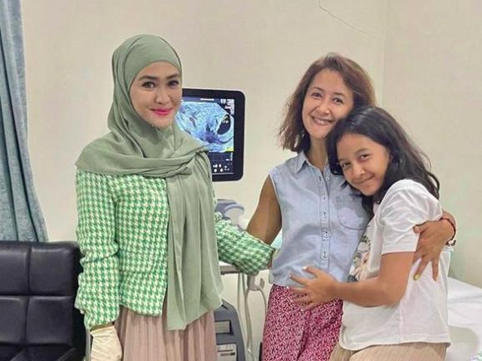 Widi Mulia keguguran.