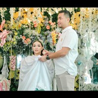 Sirajuddin Mahmud kini diminta untuk bertanggung jawab atas anak yang sempat dikandung model Inez Gonzales. Usia anak Ines kabarnya hanya selang satu bulan dari anak pertama Zaskia Gotic. Foto: dok. Instagram Fotografer @friboplus