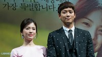 Setelah kabar pacaran dengan Gang Dong Won berlalu, Song Hye Kyo kemudian diberitakan menjalin hubungan dengan Song Joong Ki. (Foto: WireImage/Han Myung-Gu)