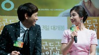 Manajemen Gang Dong Won dan Song Hye Kyo membantah kabar keduanya kencan di Paris. (Foto: WireImage/Han Myung-Gu)