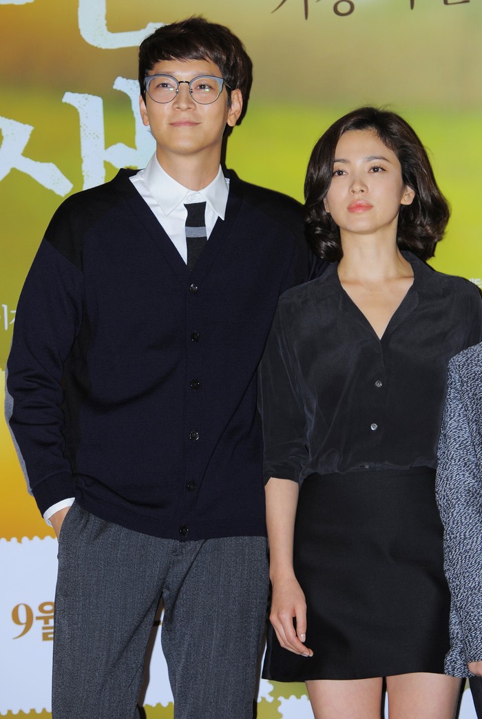 453944162 SEOUL, SOUTH KOREA - AUGUST 21: Gang Dong-Won and Song Hye-Kyo attend the movie