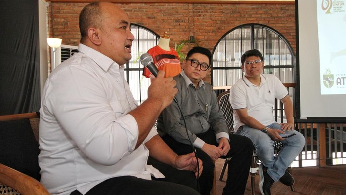 Universitas Katolik Indonesia (Unika) Atma Jaya Jakarta, berkolaborasi dengan Perkumpulan Alumni Atma Jaya Jakarta (PAAJJ) akan menggelar kegiatan olahraga “Atma Jaya Run” pada hari Minggu, (31/7) di Kampus III BSD. Kegiatan ini mengusung tema yang selaras dengan Dies Natalis Unika Atma Jaya ke-62, “Preparing the Post-Covid Society”.