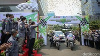 Menteri ESDM Arifin Tasrif melepas rombongan uji BBM biodiesel campuran sawit. Adapun jarak yang ditempuh untuk uji coba B40 ini sejauh 50.000 km dan 40.000 km. 