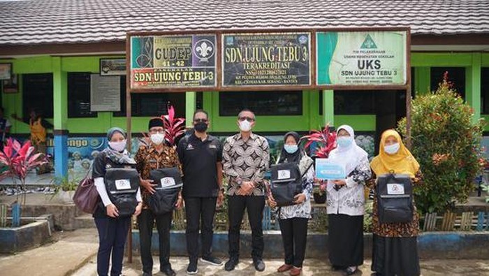 Adanya kasus penyalahgunaan donasi mengurangi rasa percaya masyarakat untuk berbagi. Namun, berbuatbaik.id tetap menjadi platform donasi tanpa potongan.