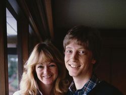 Foto Langka Bill Gates Muda yang Belum Pernah Anda Lihat