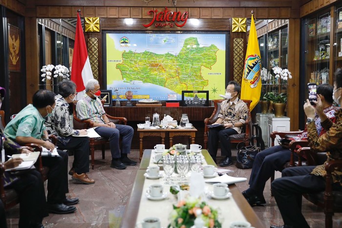 Pertemuan antara Gubernur Jawa Tengah Ganjar Pranowo dengan John Chen dari Kantor Perwakilan Ekonomi dan Perdagangan Taiwan