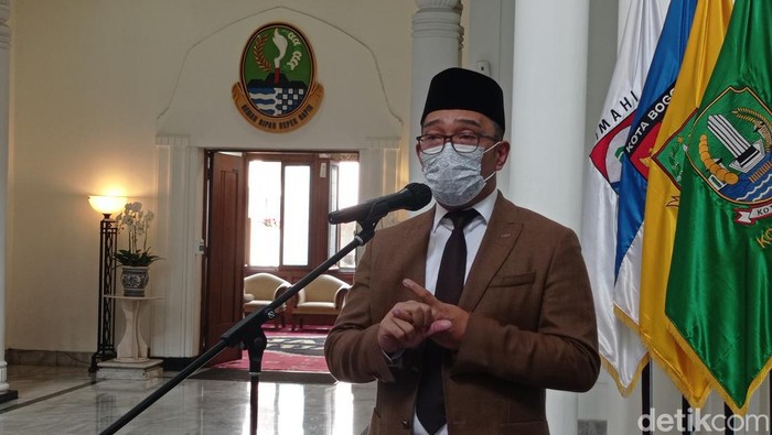 Gubernur Jabar Ridwan Kamil