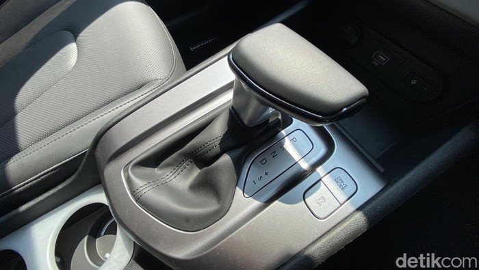 Interior Hyundai Stargazer Prime