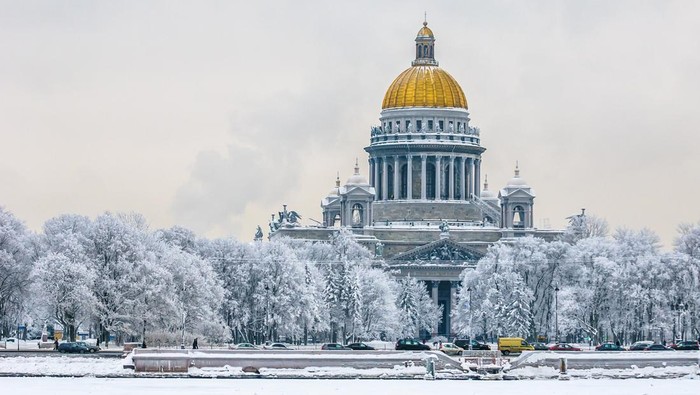 Saint Isaacs Cathedral in winter, Saint Petersburg, Russia