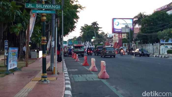 Jalan Siliwangi di Kota Cirebon.