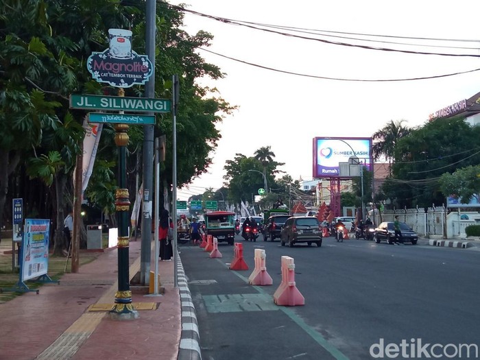 Jalan Siliwangi di Kota Cirebon.