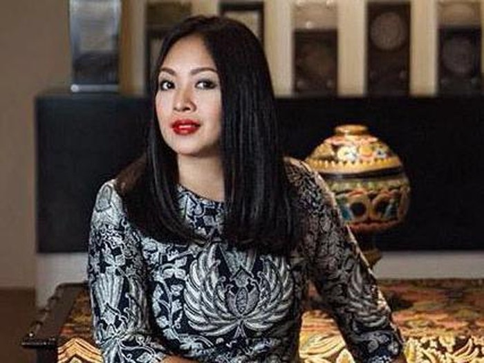 Jenama Kain Batik Era Soekamto Jenama Kain Batik Era Soekamto