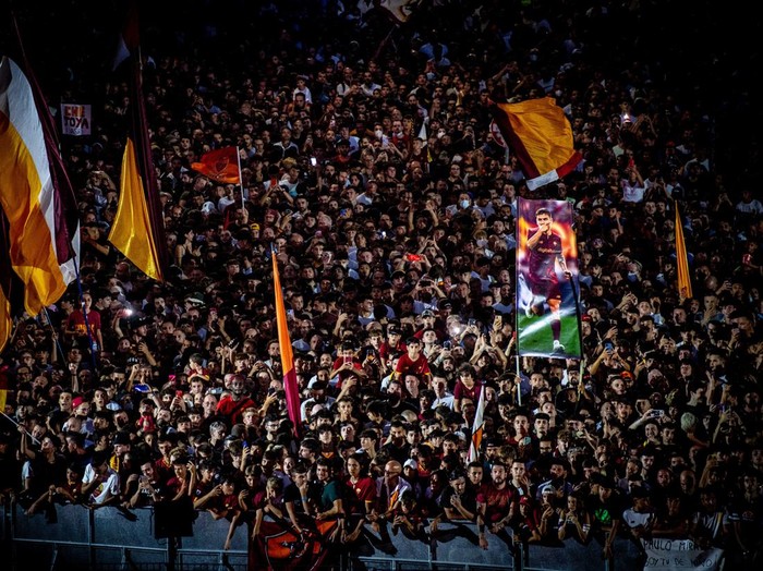 ROME, ITALY - JULY 26: AS Roma player Paulo Dybala during the presentation to fans from Palazzo della Civiltà on July 26, 2022 in Rome, Italy. (Photo by Fabio Rossi/AS Roma via Getty Images)