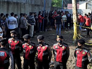 Pecah Tangisan Ibunda Brigadir J: Tunjukkan Kebenaran ke Kami