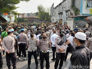 Potensi Konflik, Pembangunan Masjid Imam bin Hanbal Bogor Disetop Sementara