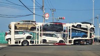 Mobil yang diduga Sienta generasi baru ini akan dikirim ke dealer-dealer. Foto: Twitter @1fc19131fdc043a