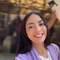 Beberapa waktu lalu Dhena Devanka kembali membahas mengenai perselingkuhan mantan suaminya di Instagram Story. Dhena meminta agar mantan suaminya itu segera mempublikasikan hubungan perselingkuhannya tersebut. Ayo lahh segera go public, publikasikan lah hubungan kalian. Kasian lho mba cilok dah bertahun2 menunggu diakui, capek kan umpet2an sampai dah bubar semuanya bahkan kebahagiaan anak2 saya direbut ya kan, tulis Dhena. Foto: Instagram/@ririndwiariyanti