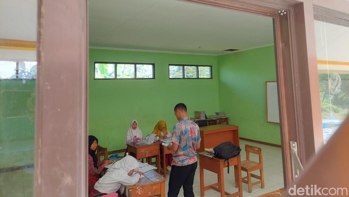 SDN 5 Cikidang, Lembang, Kabupaten Bandung Barat.
