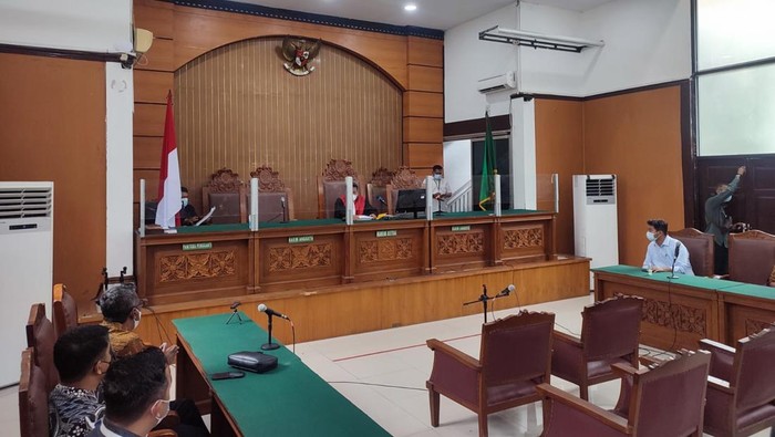 Suasana Sidang Putusan Praperadilan Mardani Maming
