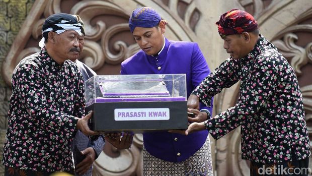 tradisi manusuk sima kota kediri